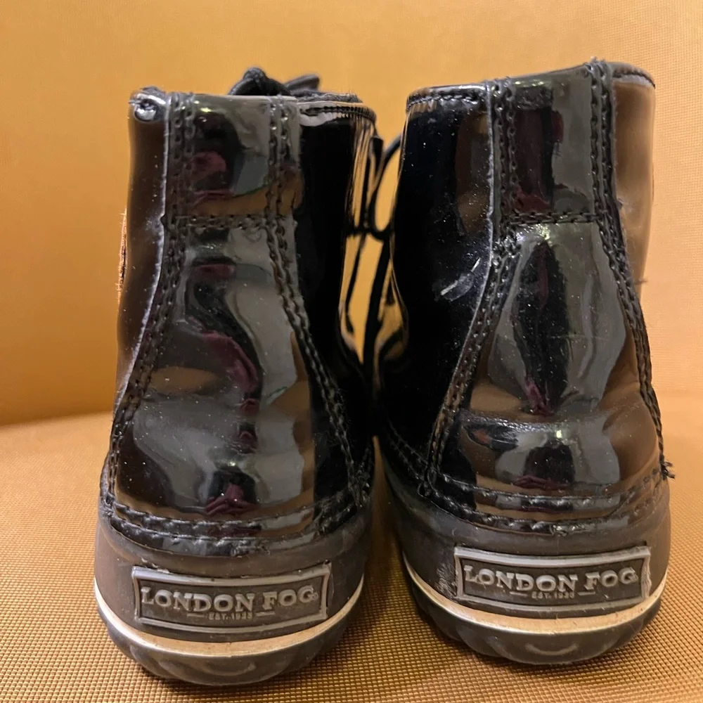 London Fog stay stylish